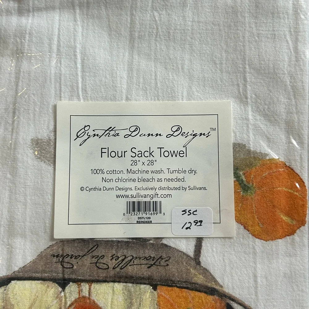 Set of Fall/Thanksgiving towels and plates